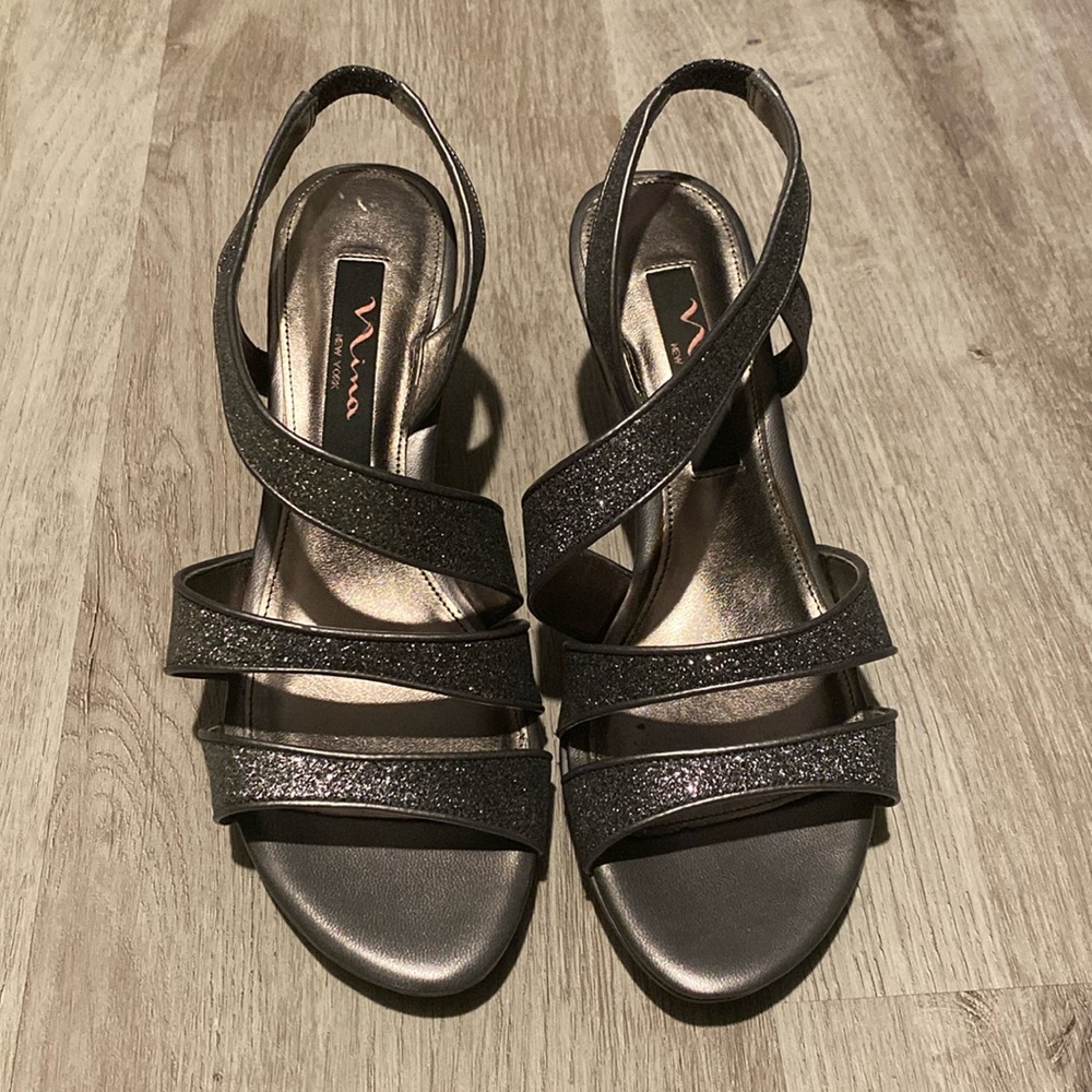 Nina Nolga pewter size 6.5